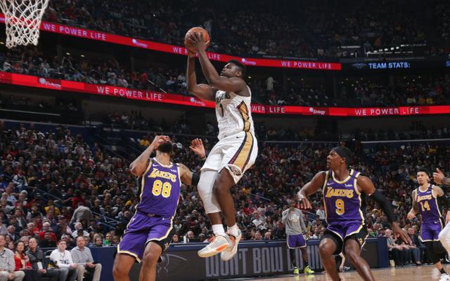  杰伦威廉姆斯高效发挥雷霆力克鹈鹕逼近前八